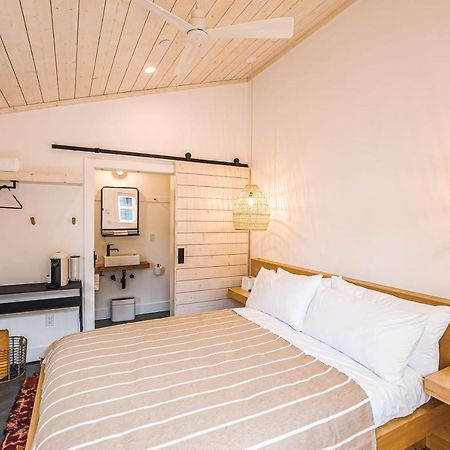 Mini Shortboard Room With A Queen Bed Стинсън Бийч Екстериор снимка
